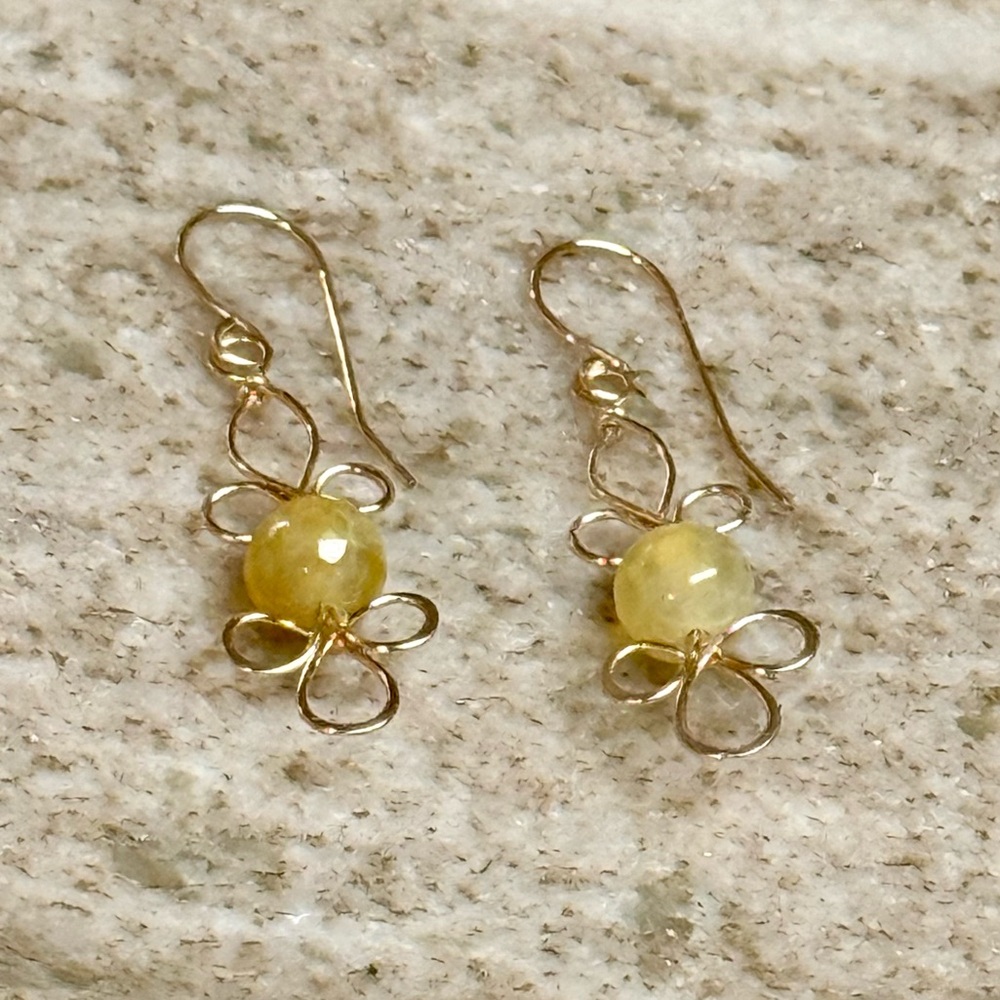 Fire Agate Floral Gold Motif Dangle Earrings - Picture 4 of 6